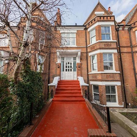 Victorian Beauty With Private Toilet And Shower Near Tube Station Londen Buitenkant foto